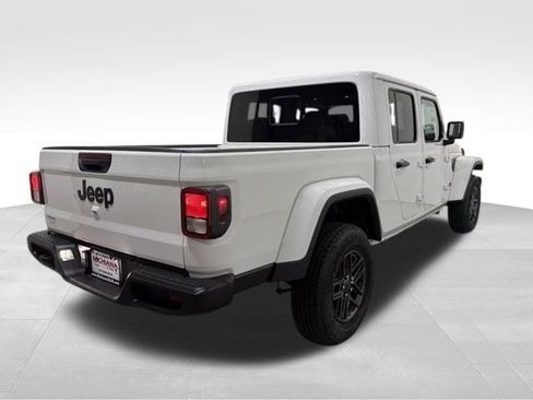 New 2026 Jeep Gladiator Sport image 6