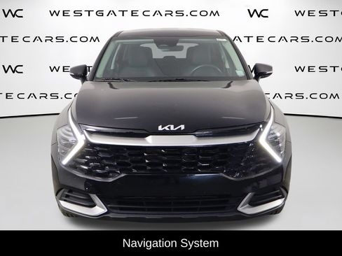 Used 2024 Kia Sportage EX FWD image 2
