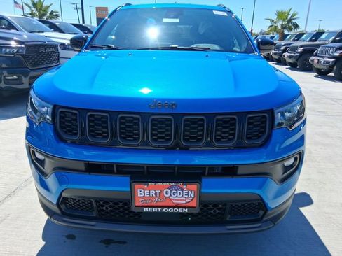 New 2026 Jeep Compass Latitude image 2