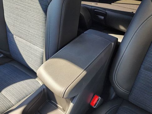 New 2026 Buick Envista Preferred w/ Convenience I Package FWD image 30