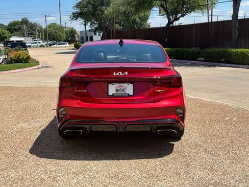 Used 2023 Kia Forte GT w/ GT2 Package FWD image 9