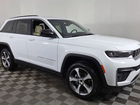 New 2026 Jeep Grand Cherokee Limited image 1