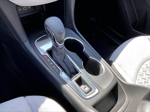 Certified 2024 Chevrolet Equinox LS w/ LS Convenience Package FWD image 26