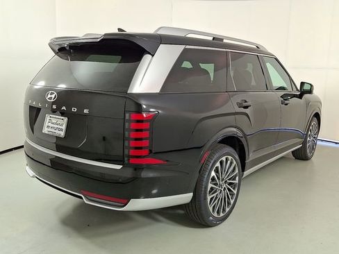New 2026 Hyundai Palisade Calligraphy FWD image 6