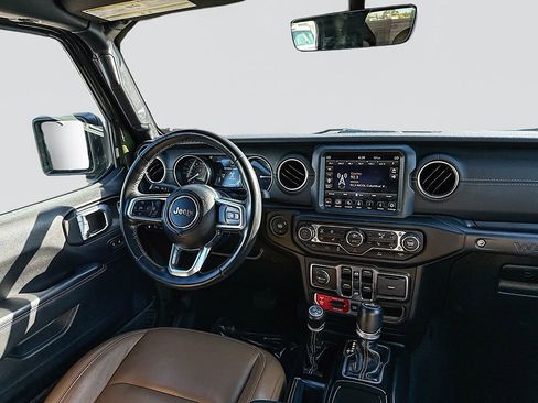 Used 2022 Jeep Wrangler Unlimited Rubicon 4xe w/ Cold Weather Group image 15