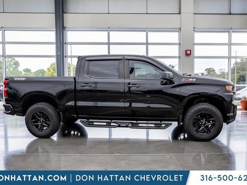 Used 2021 Chevrolet Silverado 1500 Custom Trail Boss AWD/4WD image 29