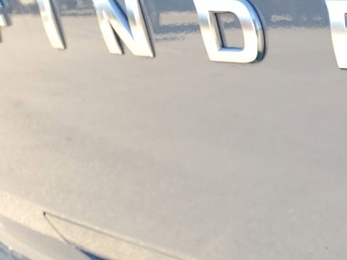 Used 2022 Nissan Pathfinder SL image 33