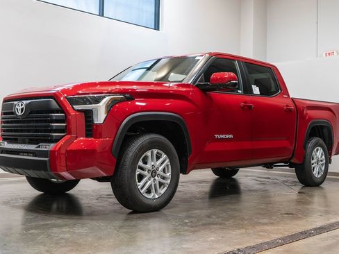 New 2026 Toyota Tundra SR5 AWD/4WD image 3