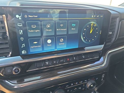 Used 2024 Chevrolet Silverado 2500 LT image 20