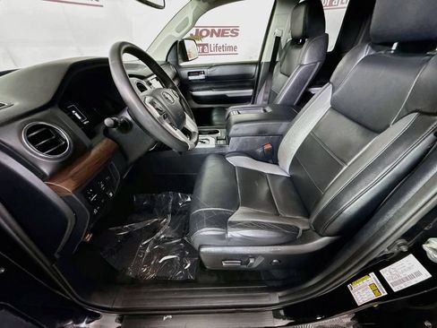 Certified 2020 Toyota Tundra Limited w/ Limited Premium Package AWD/4WD image 27