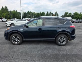 Used 2017 Toyota RAV4 XLE w/ Convenience Package AWD/4WD video 2