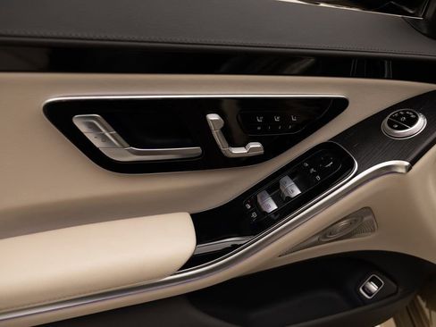 Used 2022 Mercedes-Benz S 500 4MATIC image 25