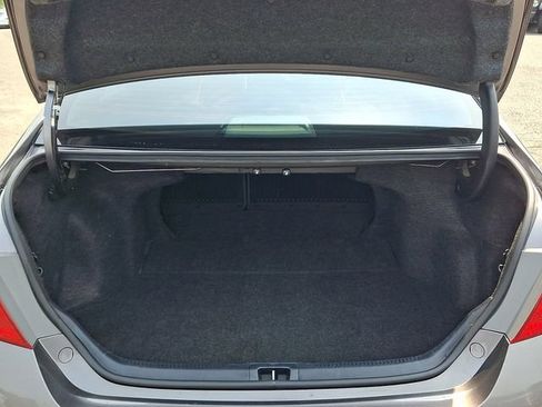 Used 2017 Toyota Camry XLE FWD image 31