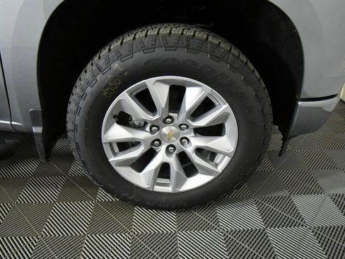 New 2026 Chevrolet Silverado 1500 Custom image 17