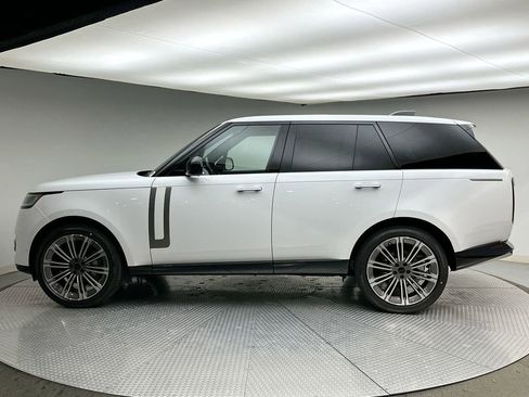 New 2026 Land Rover Range Rover SE image 10