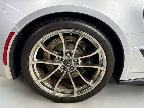 Used 2017 Chevrolet Corvette Grand Sport image 10