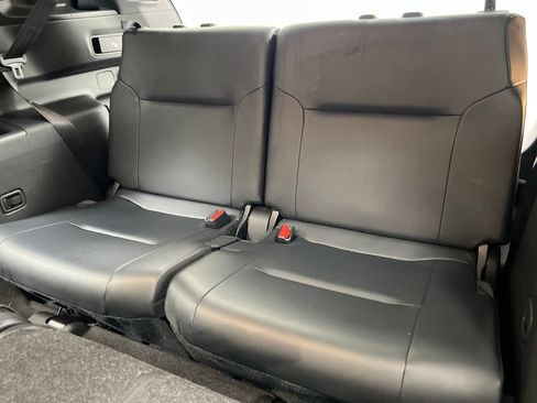 Used 2024 Mitsubishi Outlander SE AWD/4WD image 38