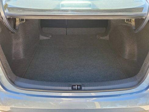 Used 2025 Toyota Corolla LE image 8