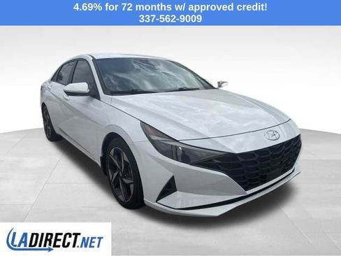 Used 2023 Hyundai Elantra SEL w/ Convenience Package FWD image 1