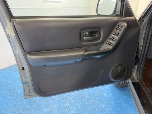 Used 2000 Jeep Cherokee Sport image 22