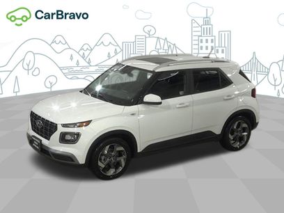 Used 2025 Hyundai Venue SEL