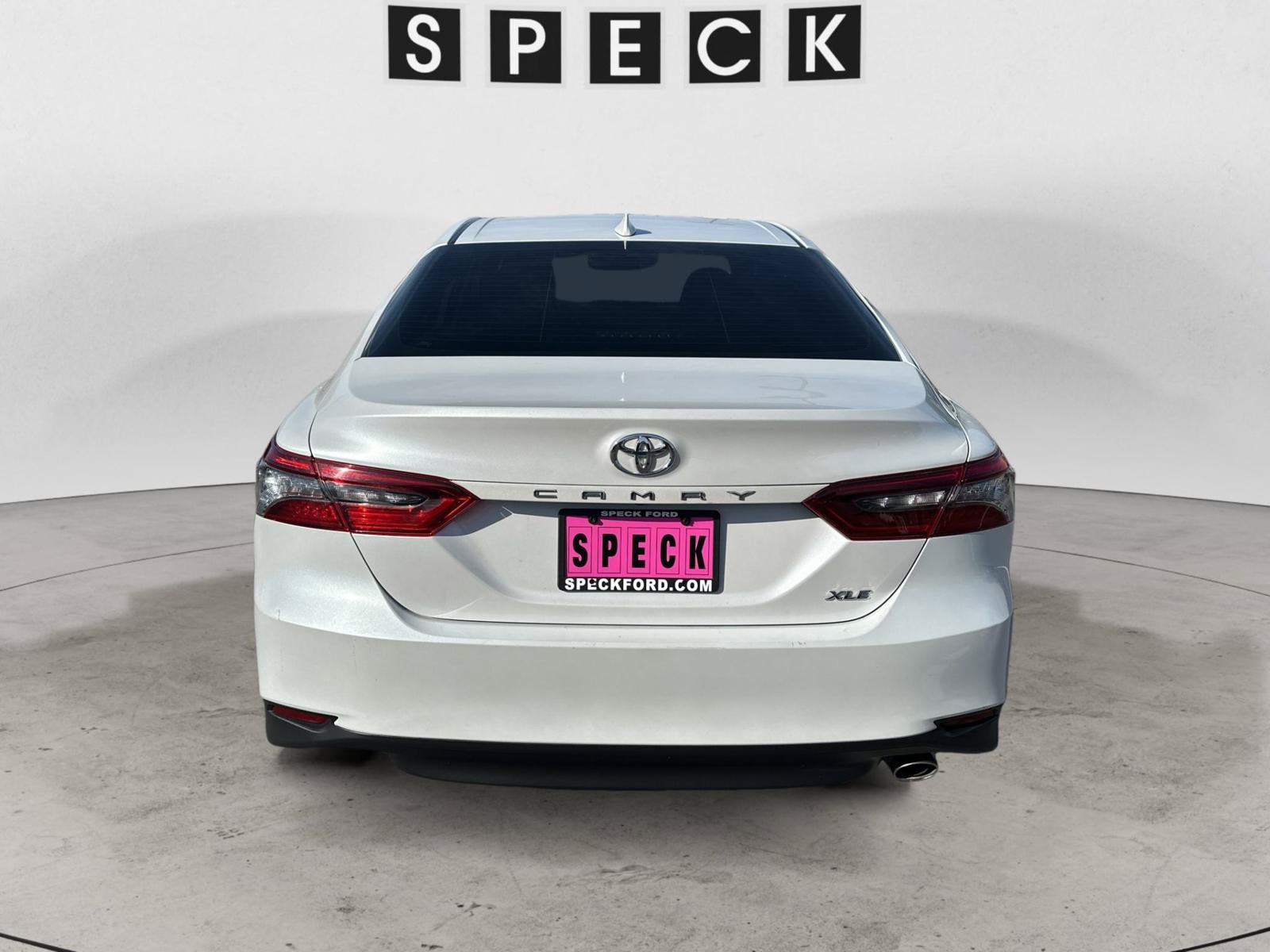 Used 2024 Toyota Camry XLE w/ Cold Weather Package FWD image 4
