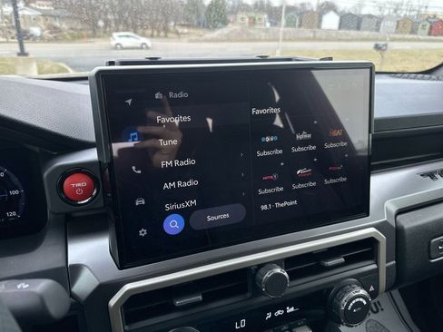 Used 2025 Toyota Tacoma TRD Sport AWD/4WD image 16