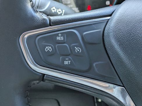 Used 2021 Chevrolet Malibu RS FWD image 18