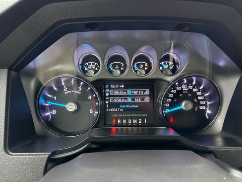 Used 2013 Ford F450 Lariat w/ FX4 4X4 Off-Road Pkg image 13