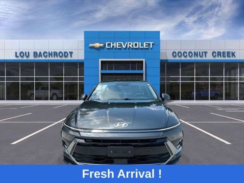 Used 2025 Hyundai Sonata SEL FWD image 3
