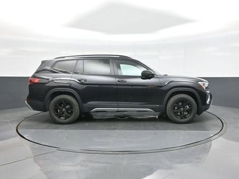 New 2026 Volkswagen Atlas Peak Edition AWD/4WD image 8