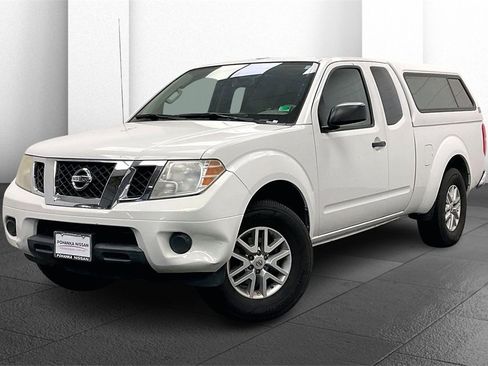 Used 2016 Nissan Frontier SV image 10