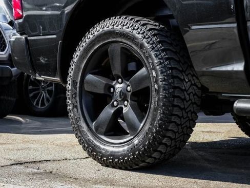 Used 2017 RAM 1500 Express w/ Express Value Package image 65