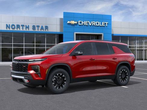 New 2026 Chevrolet Traverse Z71 w/ LPO, Floor Liner Package image 2