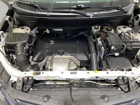 Used 2019 Chevrolet Equinox LT image 24