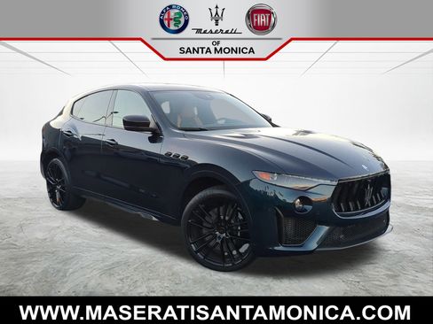 Certified 2024 Maserati Levante Trofeo image 1