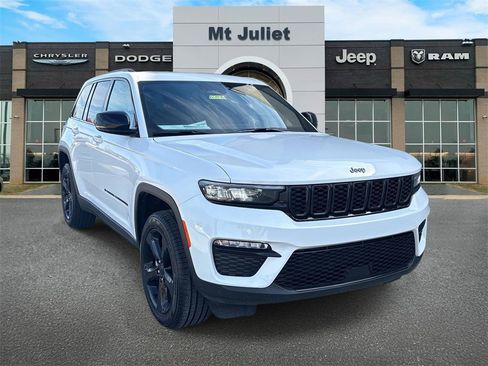 New 2025 Jeep Grand Cherokee Limited w/ Black Appearance Package image 1