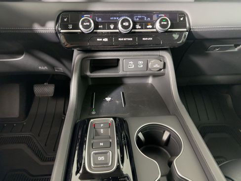 New 2025 Honda Pilot EX-L image 24