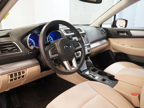 Used 2016 Subaru Outback 2.5i Premium AWD/4WD image 7