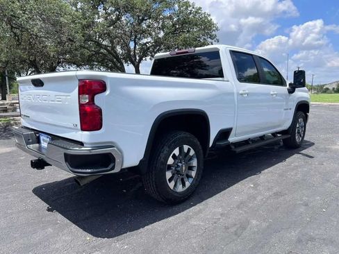 Used 2022 Chevrolet Silverado 2500 LT w/ Convenience Package AWD/4WD image 7