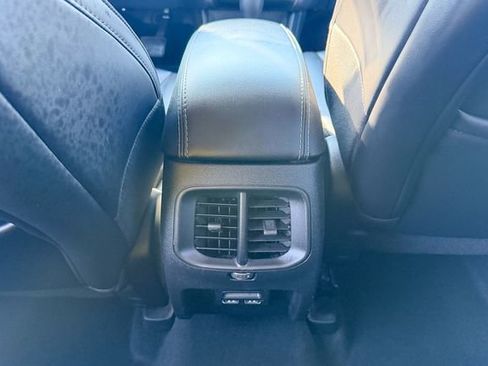 Used 2020 Jeep Cherokee Latitude Plus w/ Cold Weather Group image 24