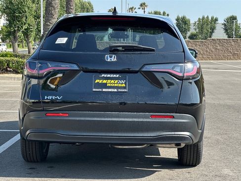 New 2026 Honda HR-V LX image 5