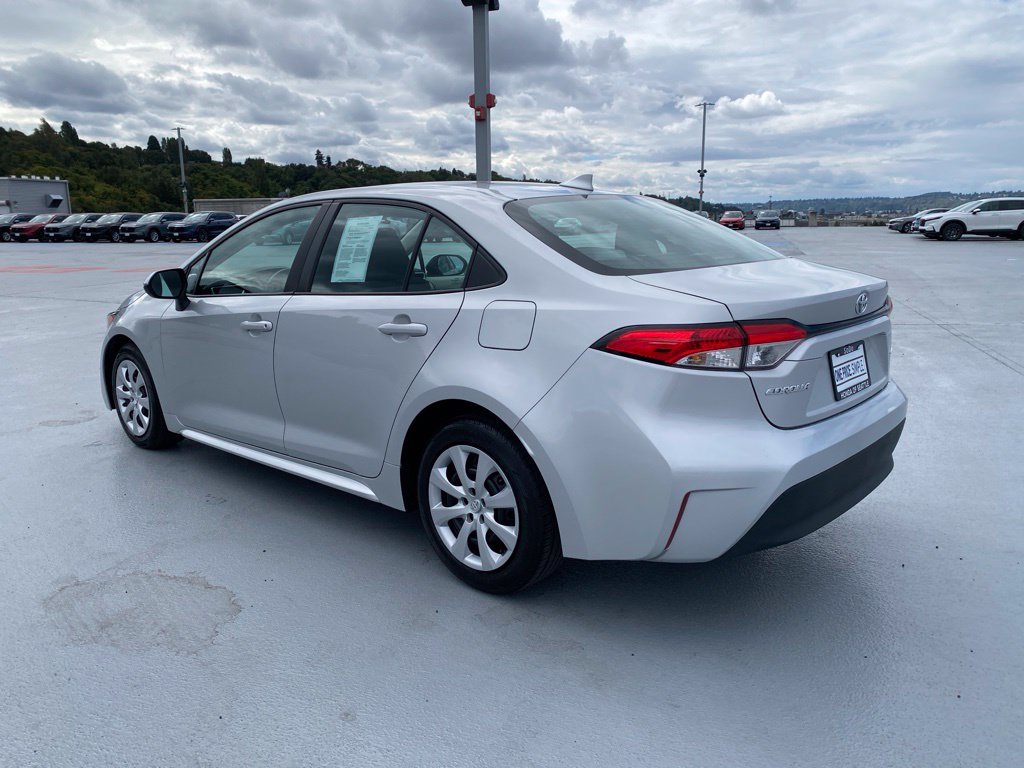 Used 2024 Toyota Corolla LE FWD image 6
