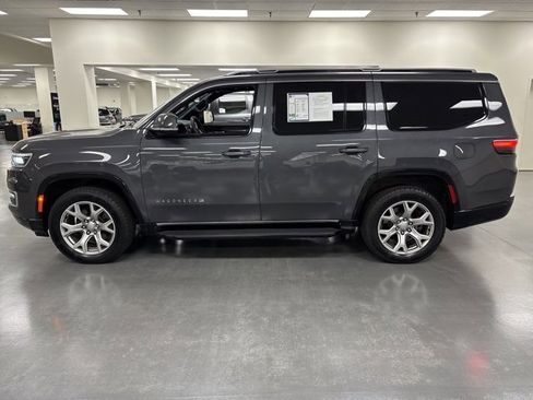 Used 2022 Jeep Wagoneer Series II image 4