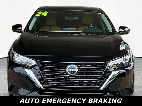 Used 2024 Nissan Sentra SV w/ SV Premium Package FWD image 2