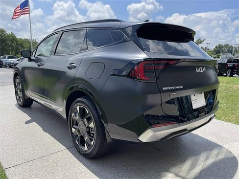 New 2026 Kia Sportage SX image 3