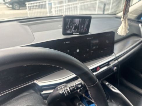 Used 2024 Kia Sorento S FWD image 20