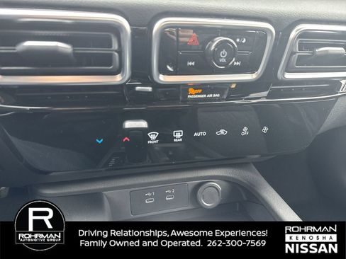 Used 2026 Nissan Sentra SV w/ Floor Mat Package FWD image 8