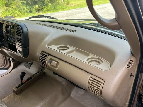 Used 1995 Chevrolet Silverado 1500 4x4 Regular Cab image 45
