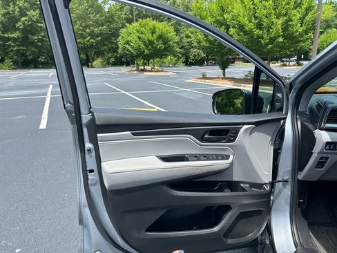 Used 2021 Honda Odyssey EX-L image 55